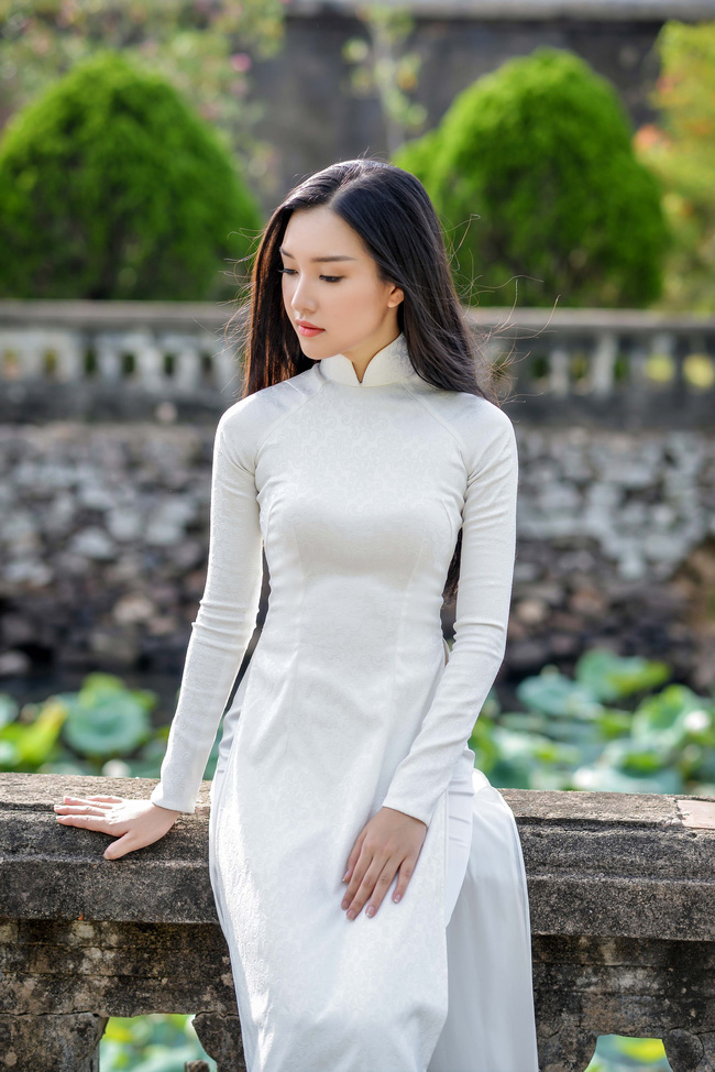Dù chỉ cao 1m68 nhưng gương mặt và thần thái của Ngọc Trân lại gây được thiện cảm từ người hâm mộ
